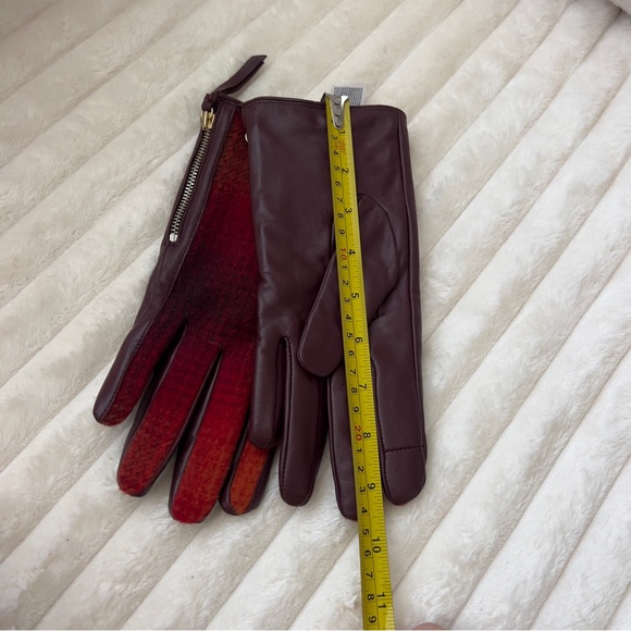 Tommy Hilfiger Red & Burgundy Wool Leather Gloves | Gold TH Logo | Size M/L - Picture 5 of 5